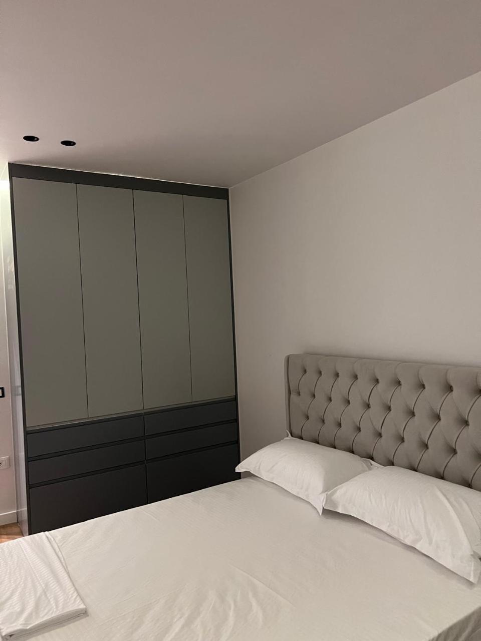 Escape Luxury 3 *